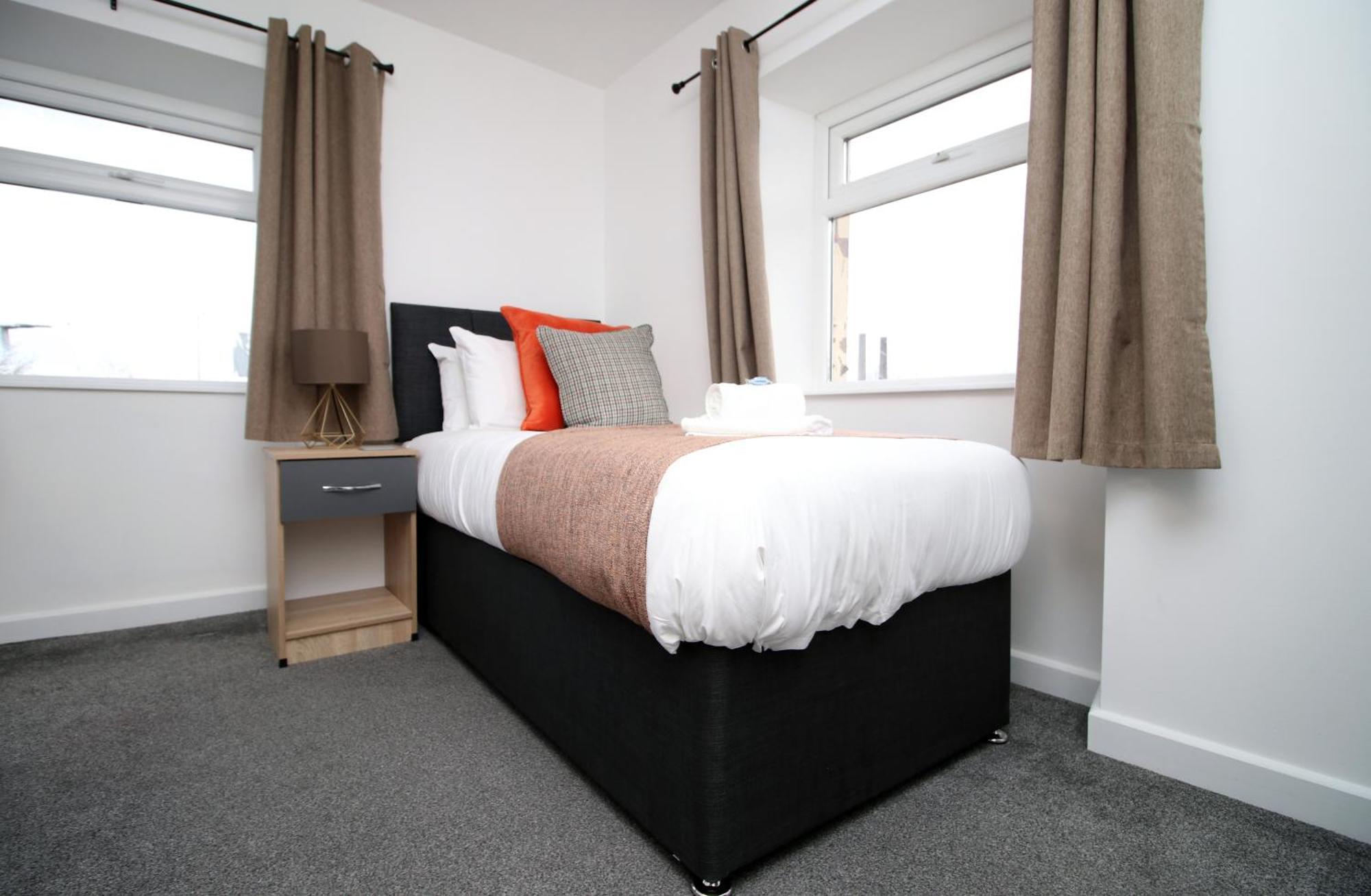 Kingsway House By Ty Sa - Spacious 4Bed In Newport エクステリア 写真